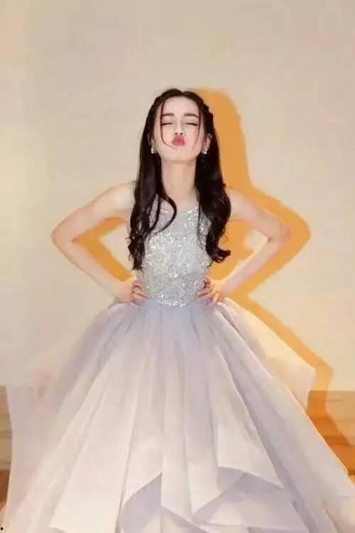 明星合成王国迪丽热巴,明星合成王国中的璀璨星辰